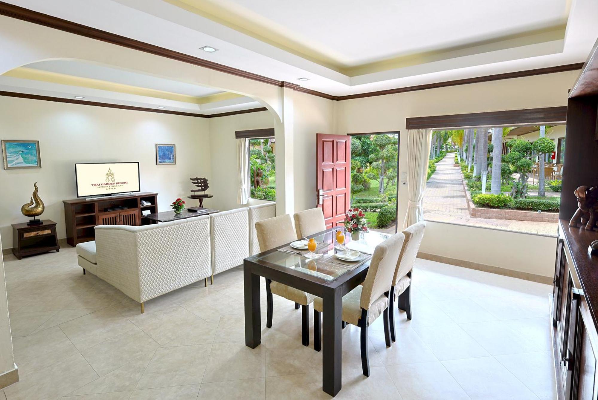 Thai Garden Resort Pattaya Bagian luar foto